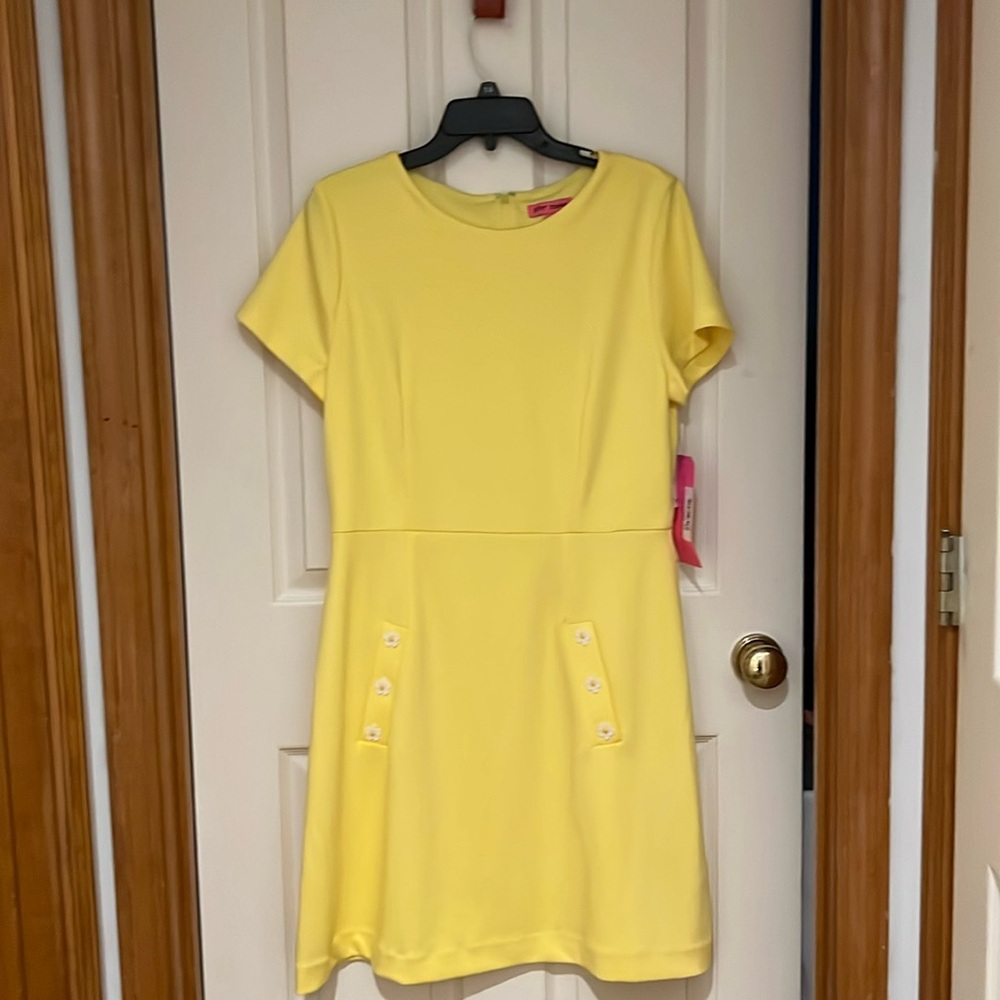 NWT Yellow Betsy Johnson size 14 dress